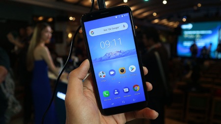 Asanzo S3 Plus có điểm nhấn là hệ thống camera kép