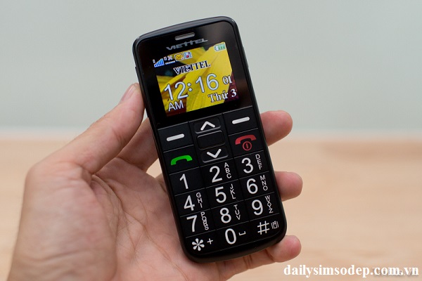 Điện thoại người già V6216 của Viettel