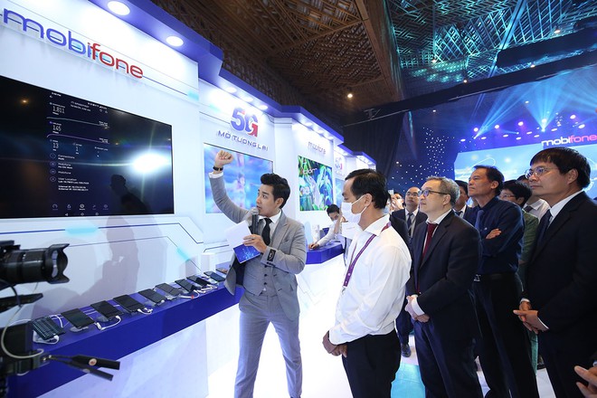 MobiFone tặng data 5G miễn phí cho khách hàng