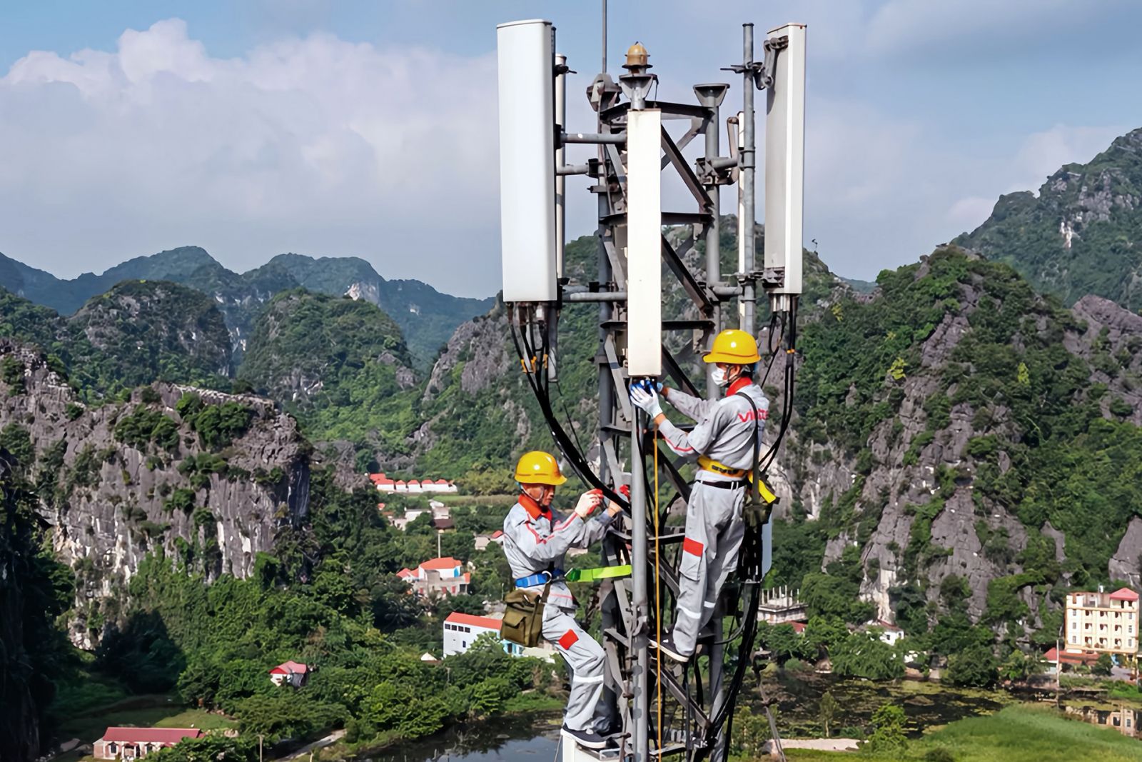 Viettel đã vượt qua các đối thủ khác lấy được “băng tần vàng” 5G. 