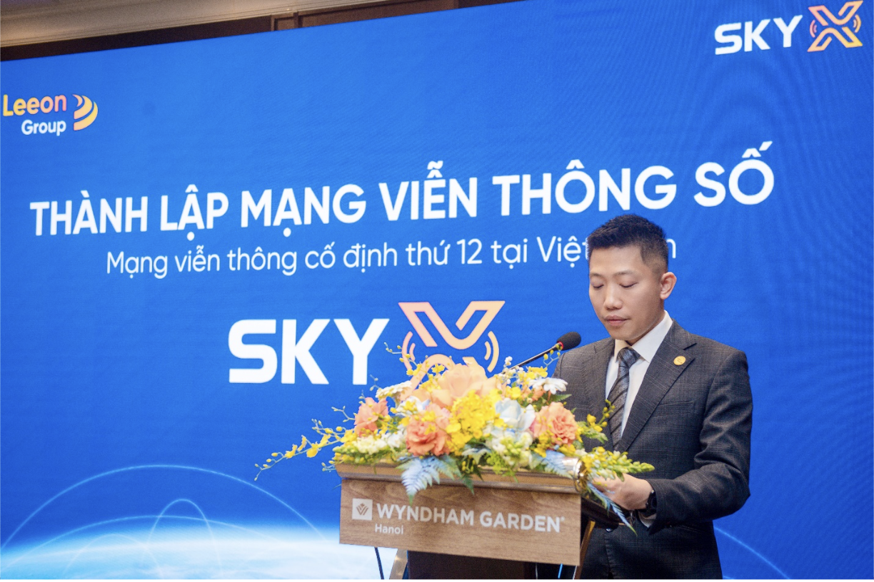  Ông Lê Thanh Tùng - Chủ tịch HĐQT kiêm Tổng Giám đốc Leeon Group phát biểu. 