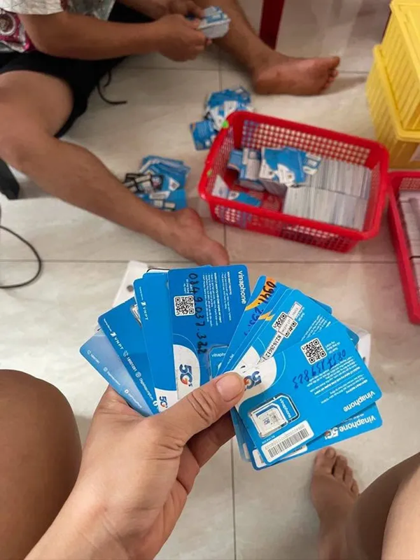 SIM đăng ký sẵn vẫn được rao bán khắp nơi