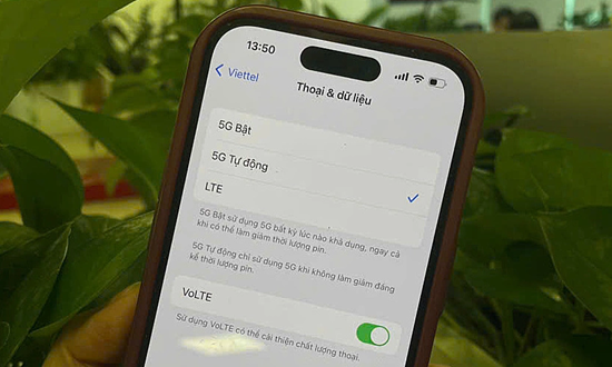 Nút kích hoạt tính năng VoLTE trên một điện thoại.